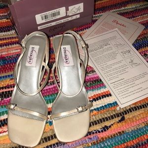 EUC/LN💟White Satin Formal heel